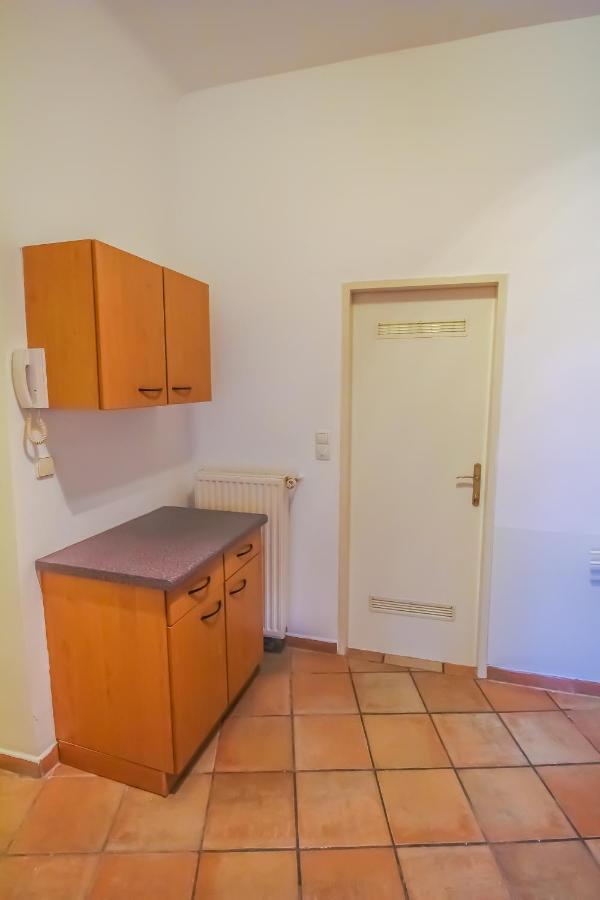 Family 3 Bedroom Apartment Lv7 Відень Екстер'єр фото